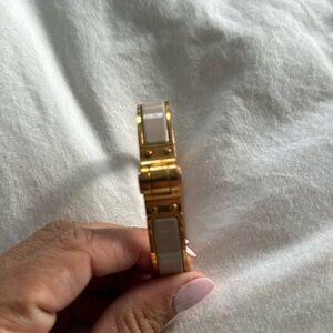 Hemes bracelet. Used. Rose gold.